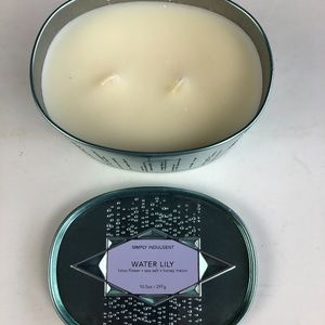 Simply Indulgent Water Lily Luxury Soy Candle in Tin 10.5 oz 2-Wick NEW